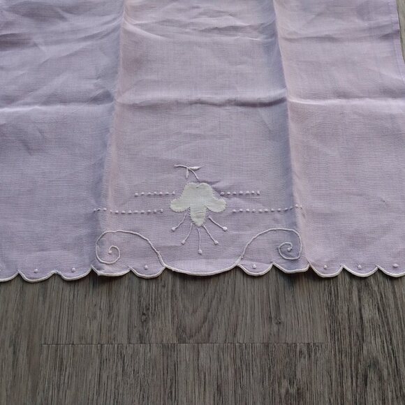Vintage Mauve Tea Towel Napkin Fuchsia Flower Applique Light Pale Purple - Picture 3 of 13